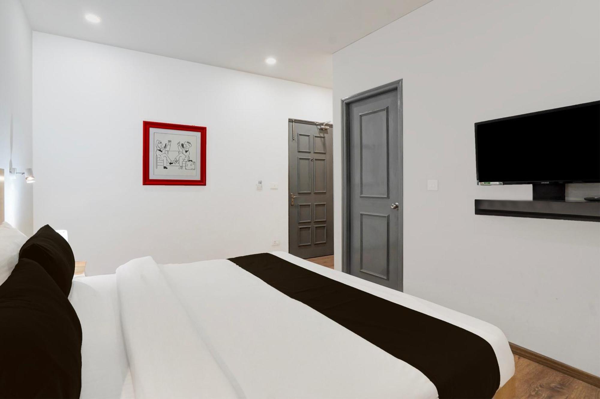 Super Townhouse Gomti Nagar Sector 6 Near Ekana Stadium Лакхнау Экстерьер фото